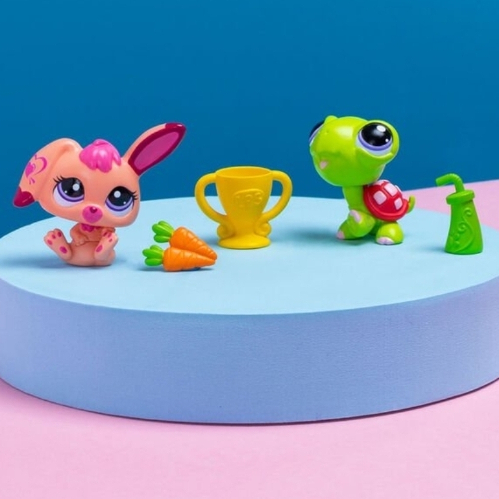 Littlest Pet Shop Relay Racers Turtle Bunny Rabbit - Picture 2 of 2